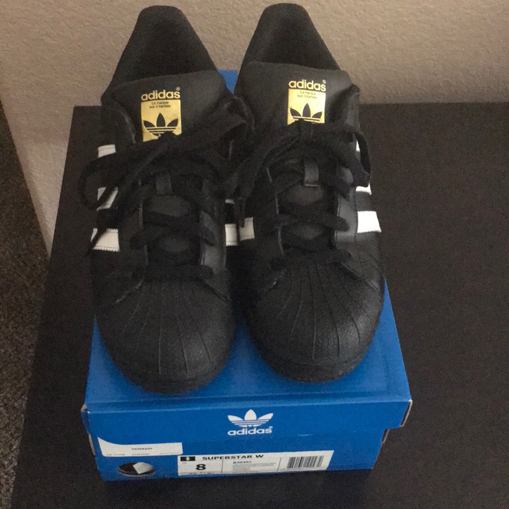 ADIDAS SUPERSTAR😍